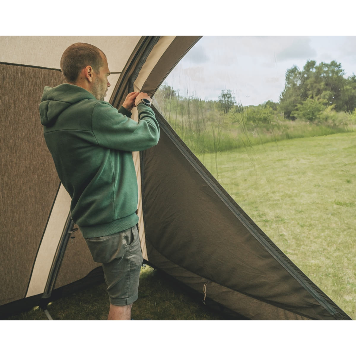 Outwell aufblasbares Familienzelt Alabama 6 Air TC inkl. Teppich und Unterlage - 111532