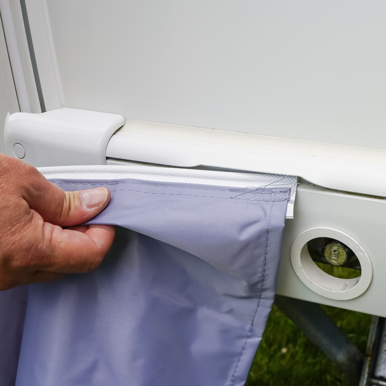 DOMETIC Pro Organizer Skirt Caravankeller Skirting 600x60 cm - 9120000391