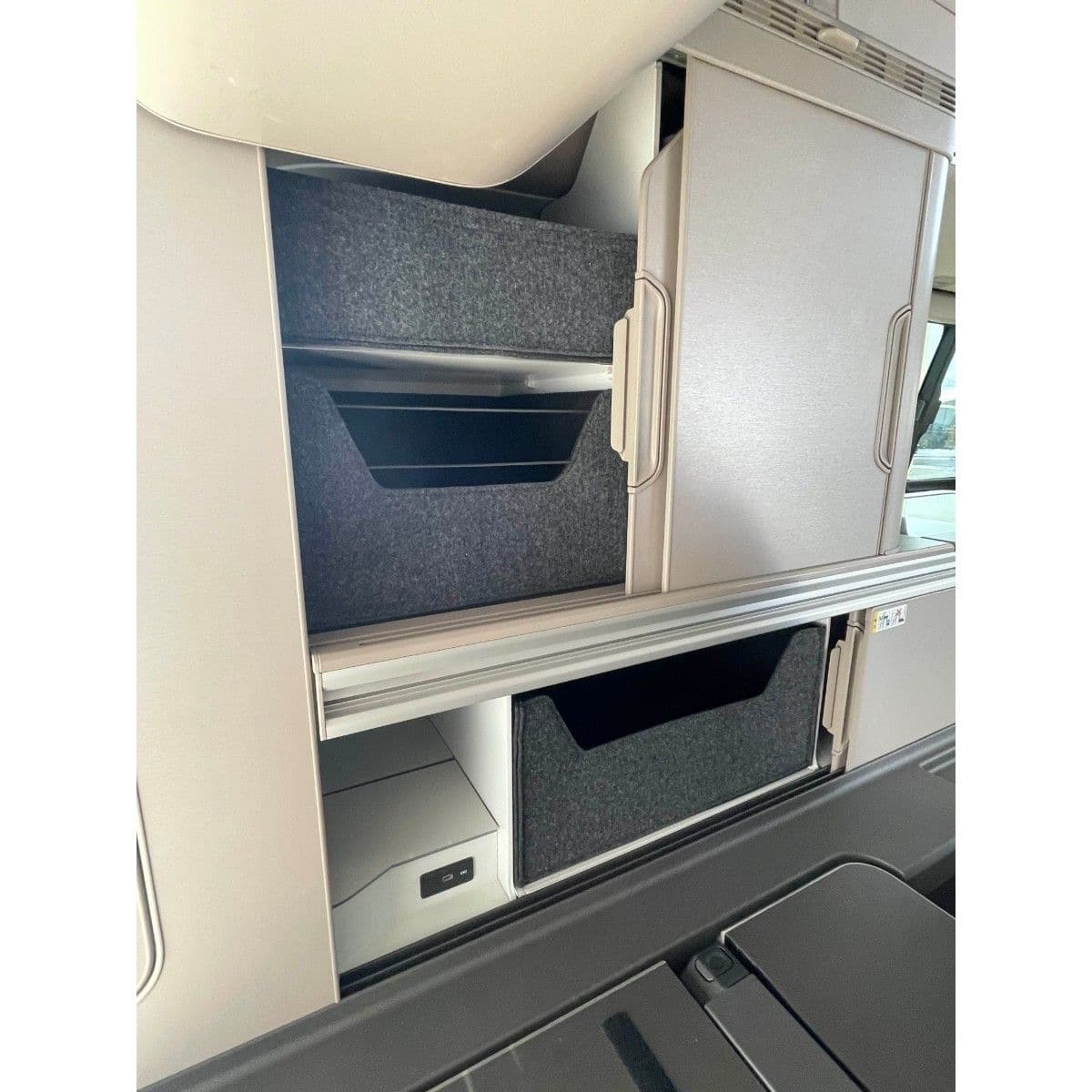 FELLEISEN Schrankboxen fuer VW T7 California Ocean