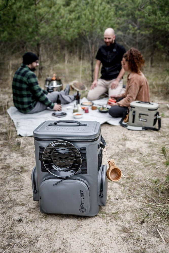 PETROMAX Kuehlrucksack 27 Liter grau mit Kuehlakku 210 mm - Isolierflasche 1-5 L - Aktionsset - BKPK27-GRAU-G-SET-210