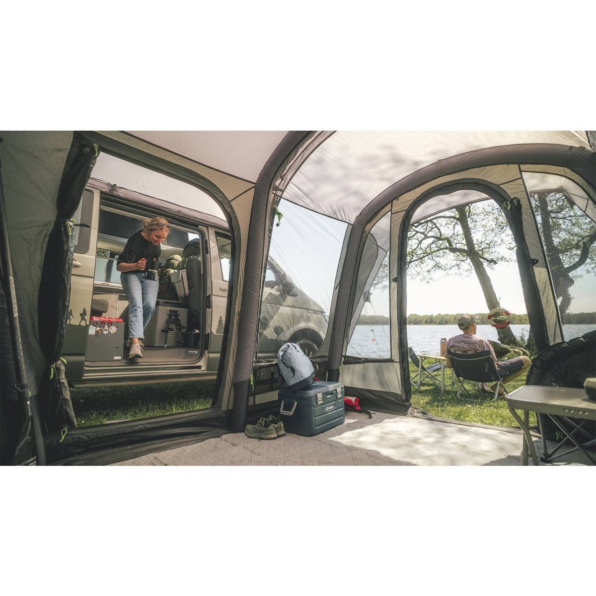 Outwell aufblasbares Busvorzelt Wolfburg Air inkl. Teppich und Unterlage - 111559