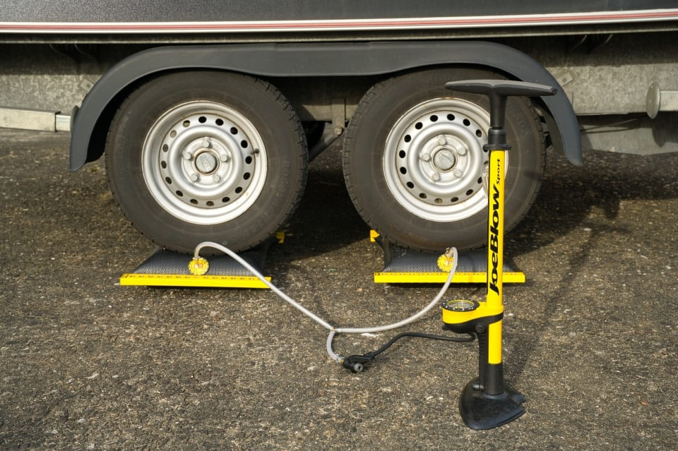 EMUK Tandem Verbindungsschlauch fuer Air-Lift bei Doppelachser - 200051