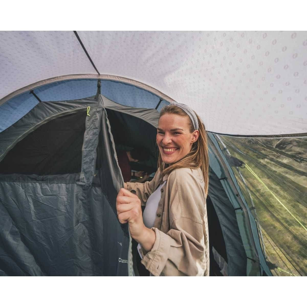 Outwell Familienzelt Sky 6 inkl. Teppich und Unterlage - 111475