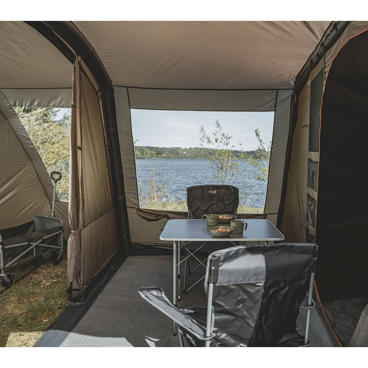 Easy Camp aufblasbares Familienzelt Kullen 6 Air - 120520