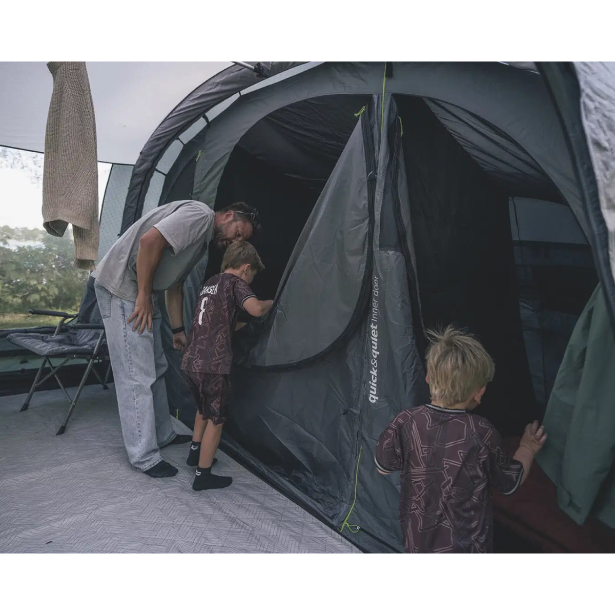 Outwell aufblasbares Familienzelt Sacramento 6 Air - 111577