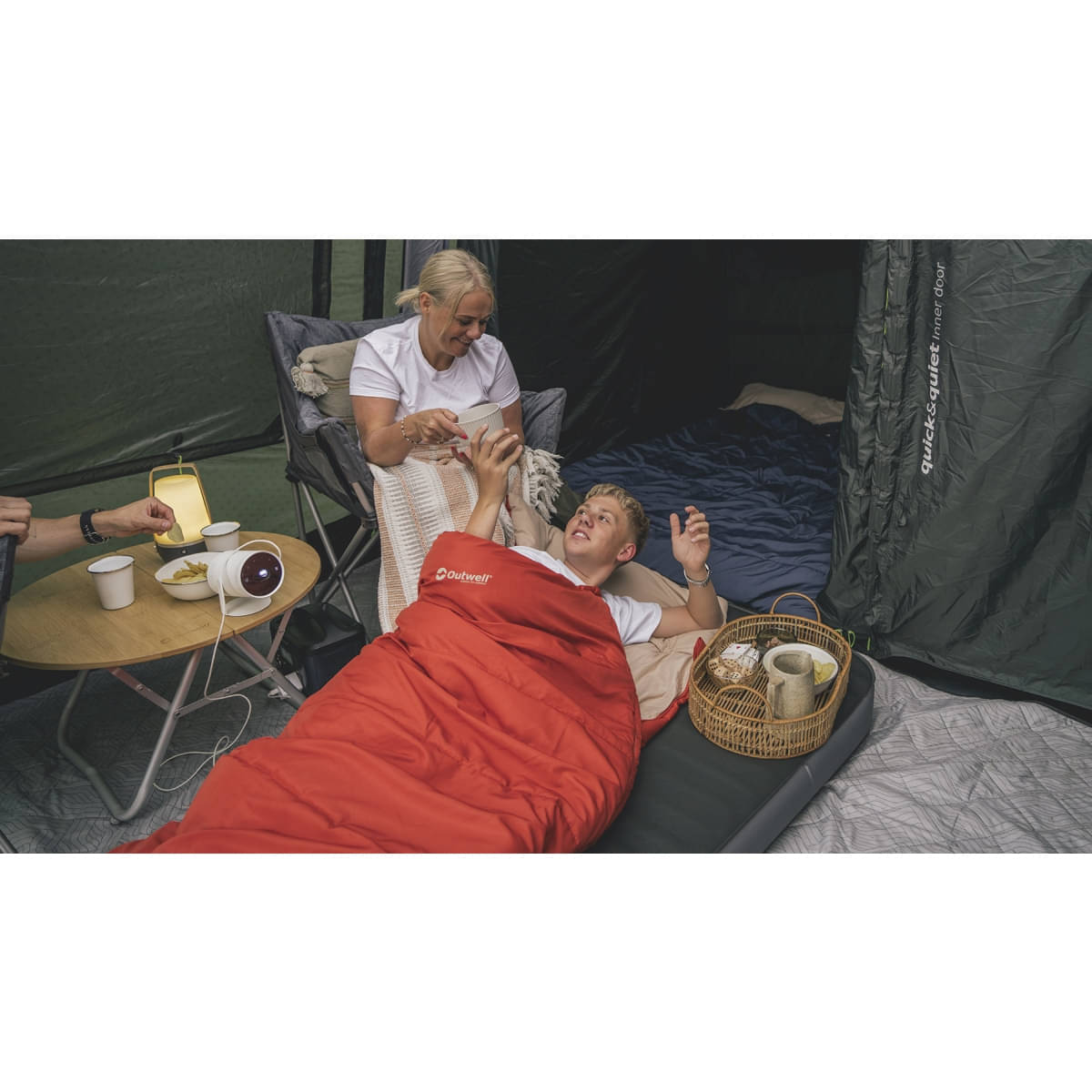 Outwell Contour Lux Red Deckenschlafsack- Zipper links- 220x85 cm - 230488