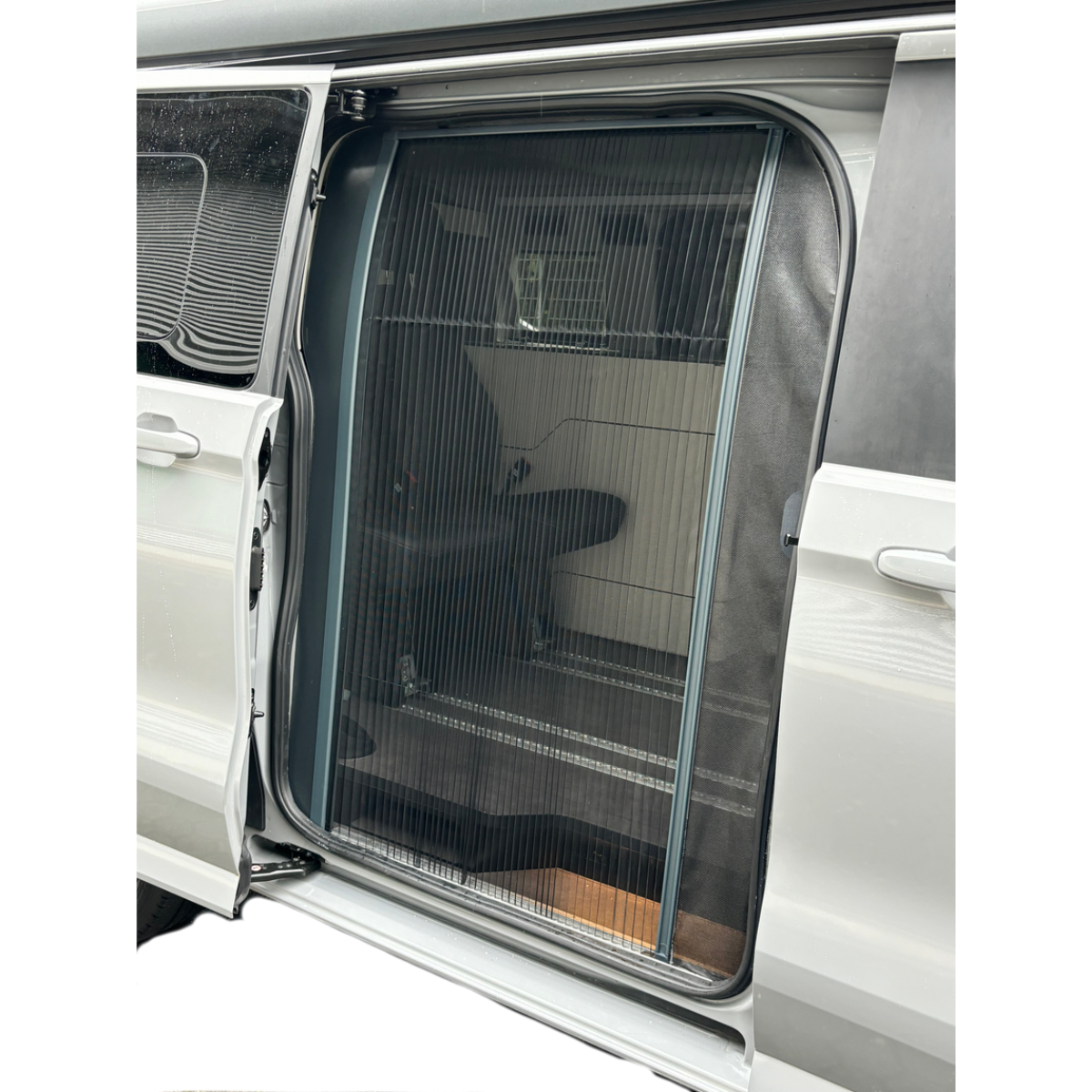 REMIS REMIcare Urbanvan deurhor voor Ford Tourneo Custom V710/VW Transp vanaf bouwjaar 24, 1400x860, rechts REMIS REMIcare Urbanvan Tuer-Insektenschutz Ford Tourneo Custom V710-VW Transp ab Bj 24- 1400x860- rechts -