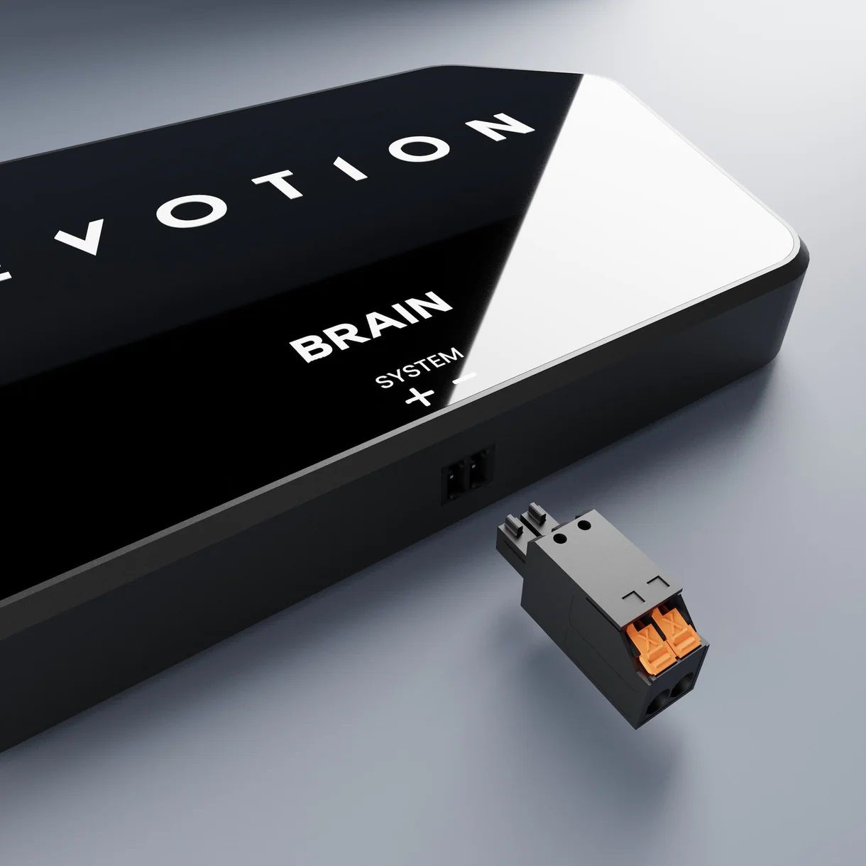 REVOTION Smarthome fuer Camper REVOTION BRAIN - Der Hauptcomputer BRAIN