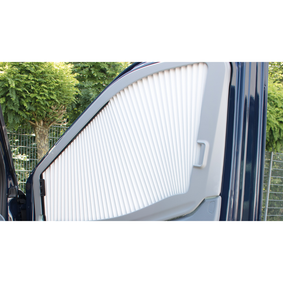 REMIS REMIfront IV Verduistering Ford Transit V363 vanaf bouwjaar 07/19 zijde rechts REMIS REMIfront IV Verdunklung Ford Transit V363 ab Bj. 07-19 Seite rechts - 10083211