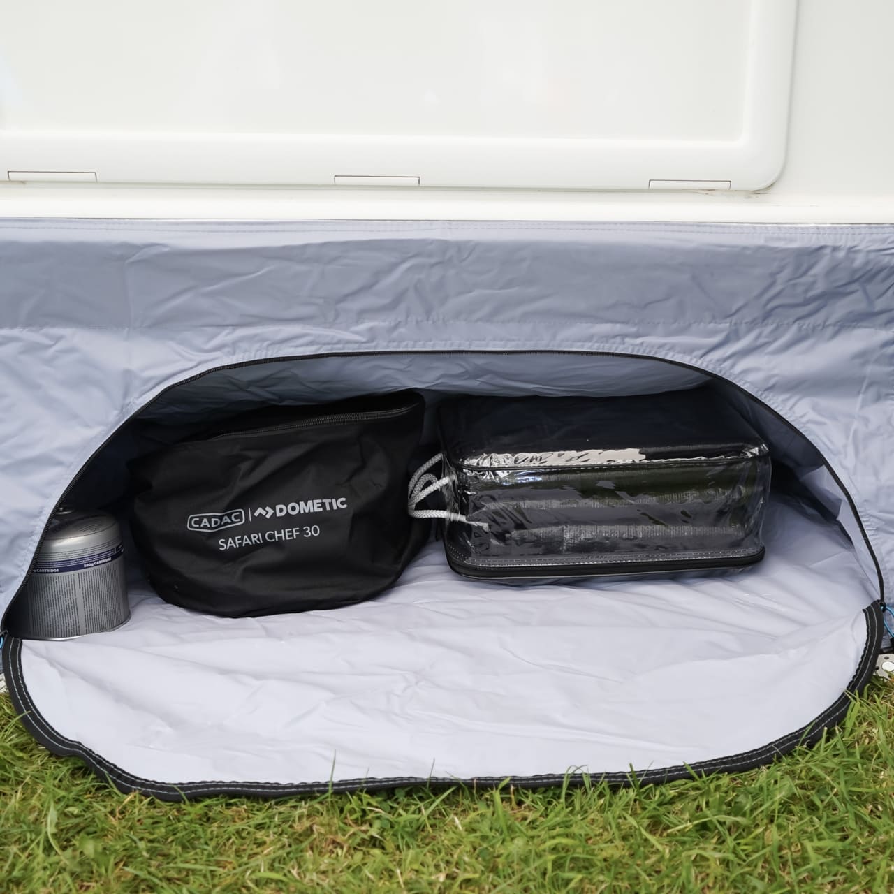 DOMETIC Pro Organizer Skirt Caravankeller Skirting 600x60 cm DOMETIC Pro Organizer Skirt Caravankeller Skirting 600x60 cm - 9120000391