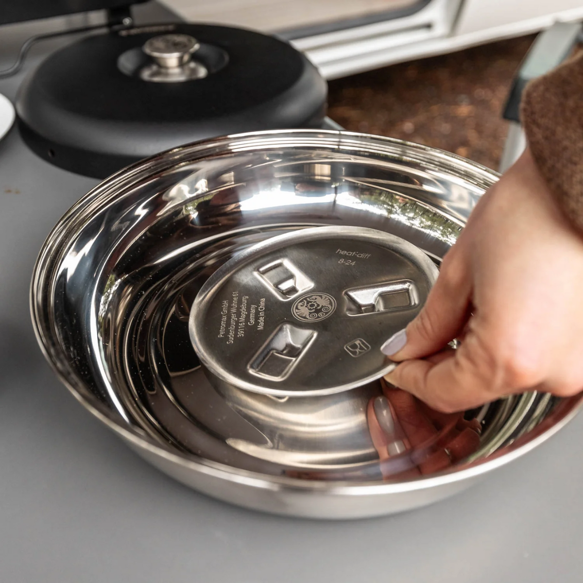 PETROMAX Hitzeverteiler für Camping Backofen PETROMAX Hitzeverteiler fuer Camping Backofen - heat-diff