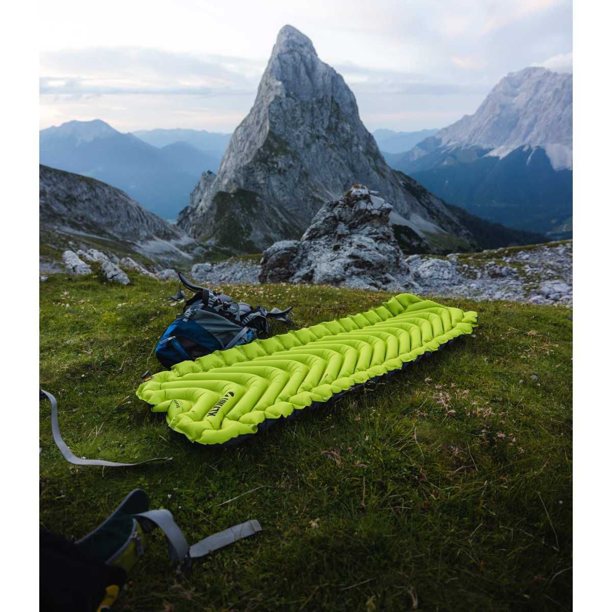 KLYMIT STATIC V2 Isomatte Hellgruen - 06S2GR03C