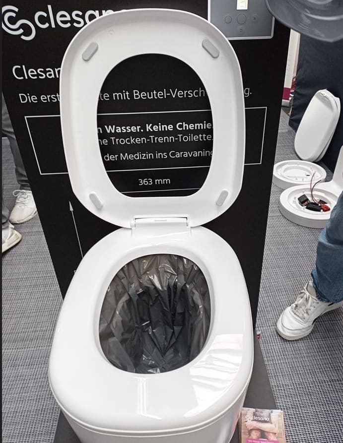 CLESANA Toilette C1 mit Rund-Sockel - EU-10010020