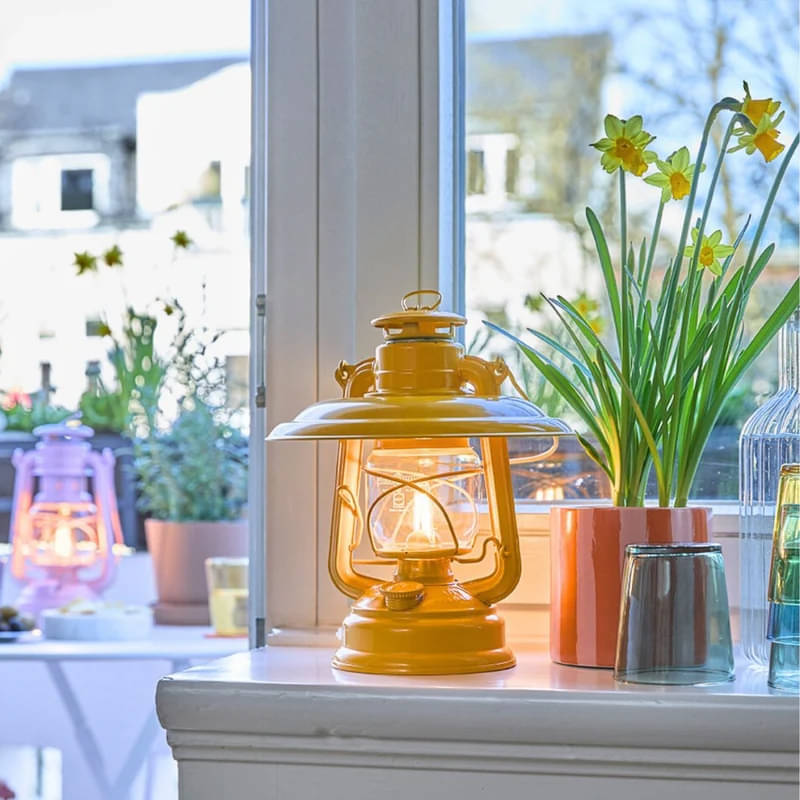 FEUERHAND LED Laterne Baby Special 276 Signal Yellow - 276-led-gelb