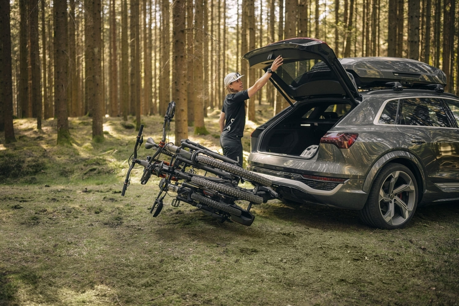 THULE 945 EasyFold 3 3B Fahrradtraeger 3-1 inkl. Erweiterung - Onto 2 Heckbox - 9451 9447 9092 9458