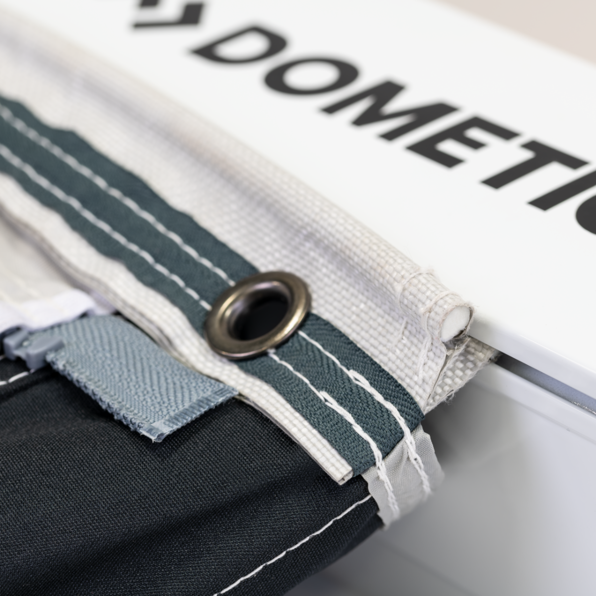 DOMETIC Wintervorzelt Winter AIR PVC 180 M- Groesse 180 x 180 cm- Anbauhoehe 265-295 cm Komplett-Set - 9120002367 9120002368