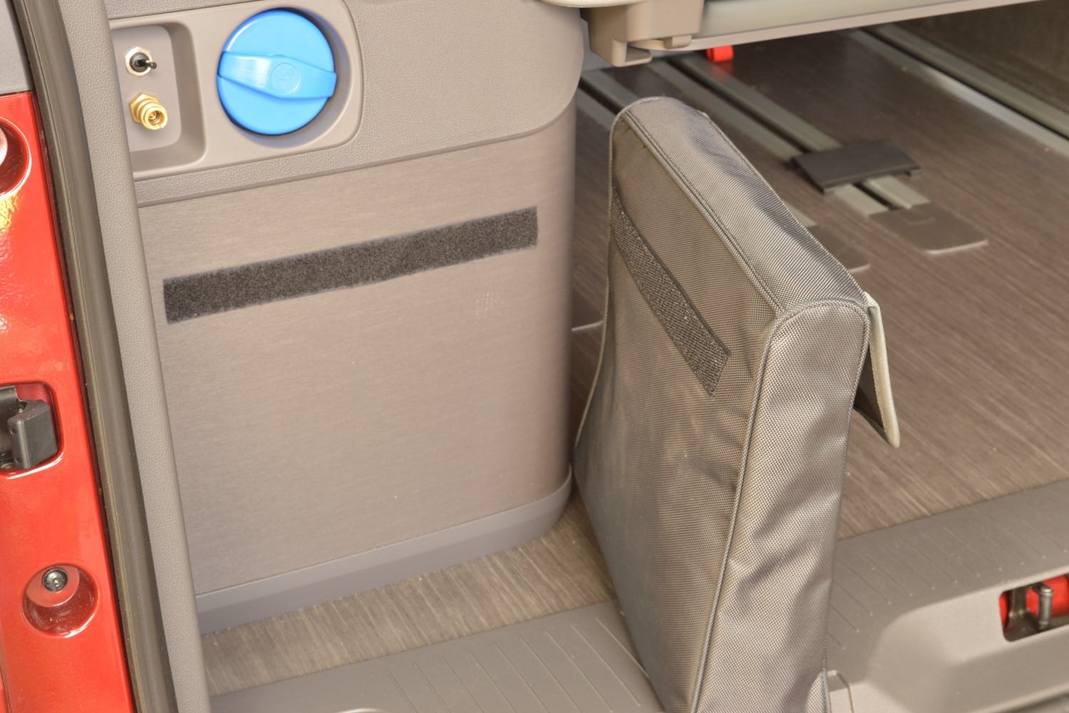 Car Bags V17101S Wassertankbeutel VW T7 California