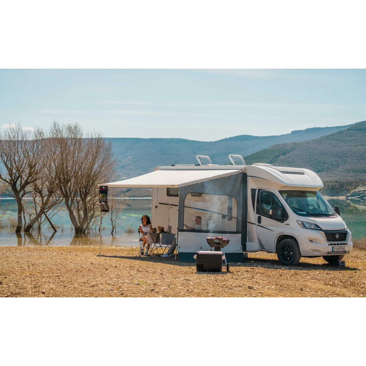 FIAMMA zijwand Side W Pro F65 F80 Fiat Ducato vanaf bouwjaar 2006 FIAMMA Seitenwand Side W Pro F65 F80 Fiat Ducato ab Bj. 2006 - 07974-02-