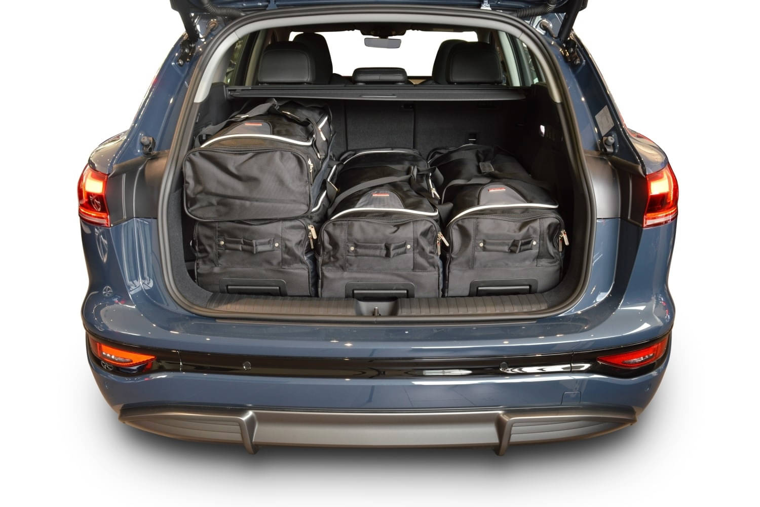 Car Bags A27201S AUDI Q6 Sportback e-tron -GF- Bj- 25- Reisetaschen Set- Auf Ihr Auto massgeschneidert- Das Original
