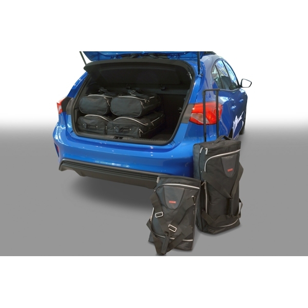 Car Bags F11301S Ford Focus 5-T- Bj- 18- m- verstellb- Ladeboden in oberer Pos- Reisetaschen Set- Auf Ihr Auto massgeschneidert- Das Original