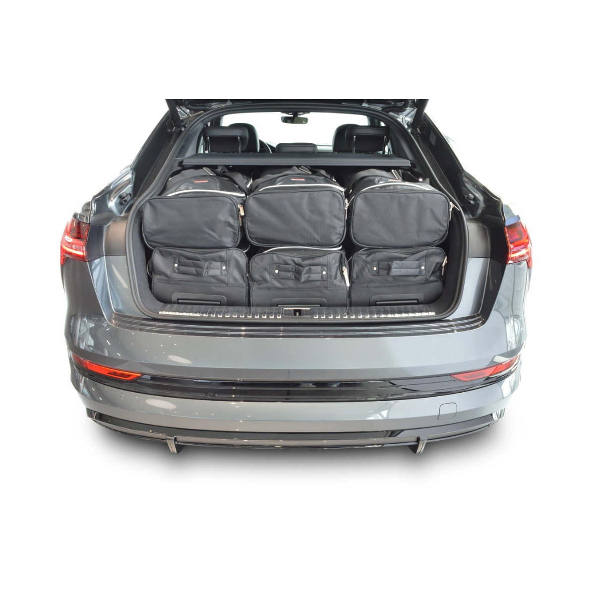 Car Bags A26601S Audi Q8 e-tron Sportback SUV Bj- 22- Reisetaschen Set- Auf Ihr Auto massgeschneidert- Das Original