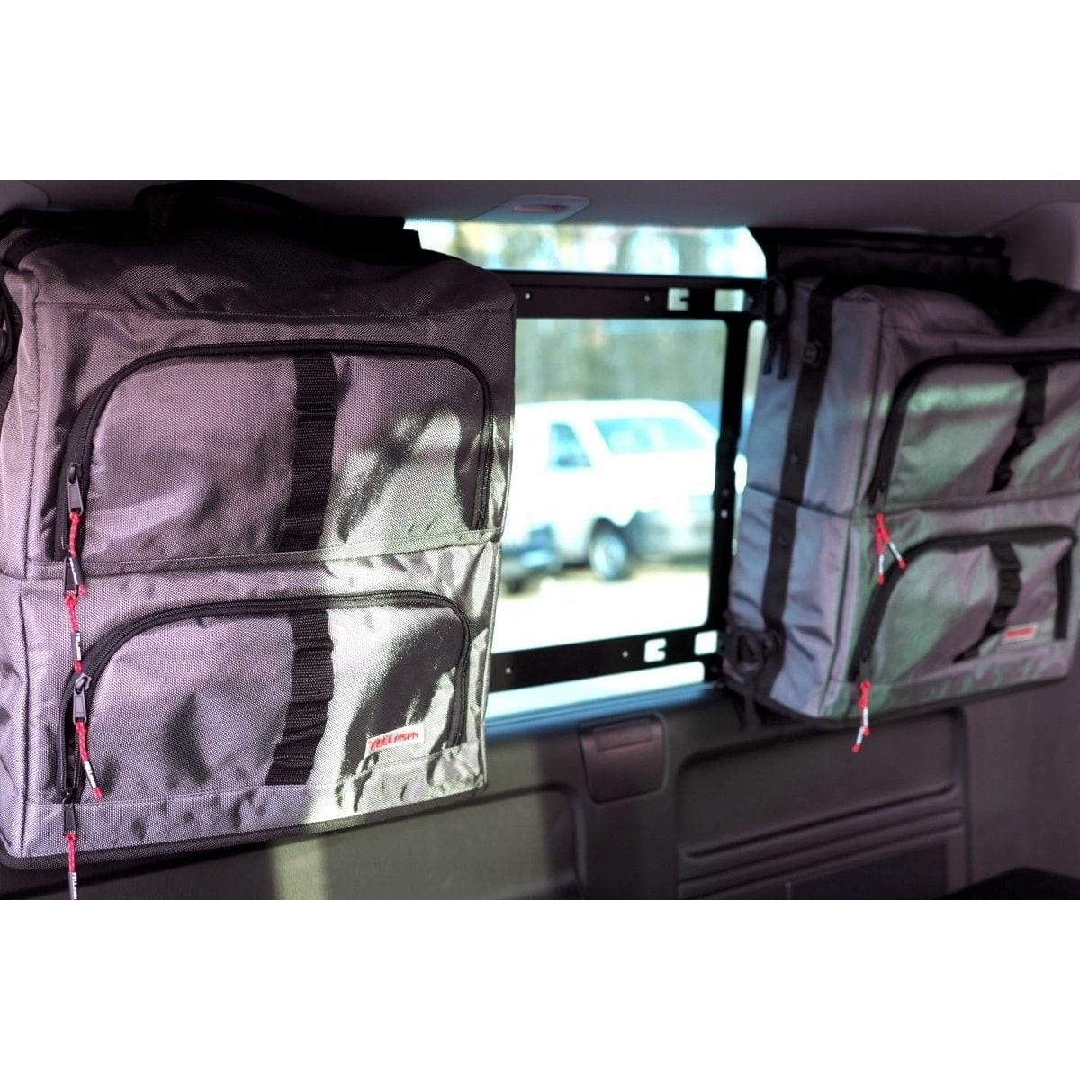 FELLEISEN raamtassen voor VW T5/T6/T6.1 Transporter met lange wielbasis en gordel in het raam FELLEISEN Fenstertaschen fuer VW T5-T6-T6.1 Transporter langer Radstand mit Gurt im Fenster