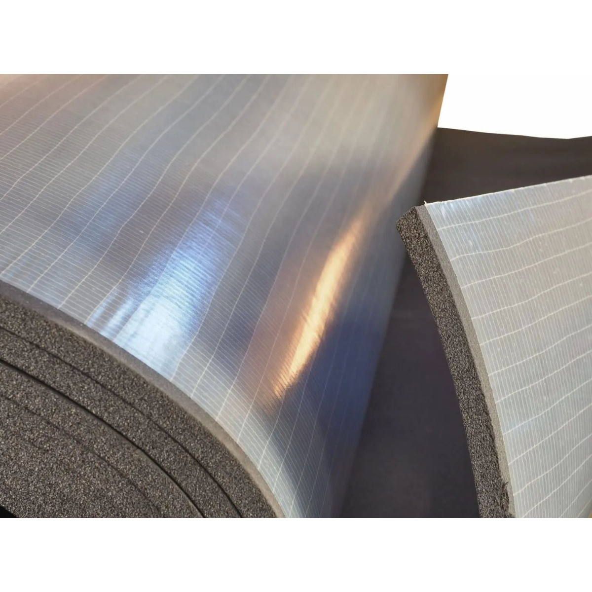 VANUE INSULATE isolatieplaat 6 mm zelfklevend 1 x 5 m = 5 m² VANUE INSULATE Daemmplatte 6 mm selbstklebend 1 x 5 m = 5 m² - vn06ea5