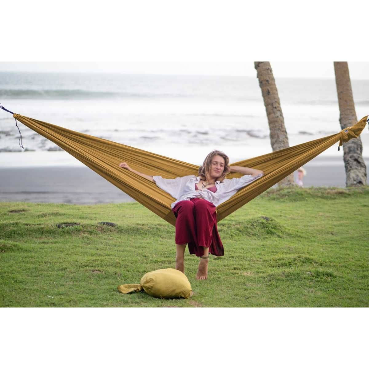 TICKET TO THE MOON Compact Hammock Hängematte Sand inkl. Lightest Straps TICKET TO THE MOON Compact Hammock Haengematte Sand inkl. Lightest Straps - TMC70 TMLSTRAP
