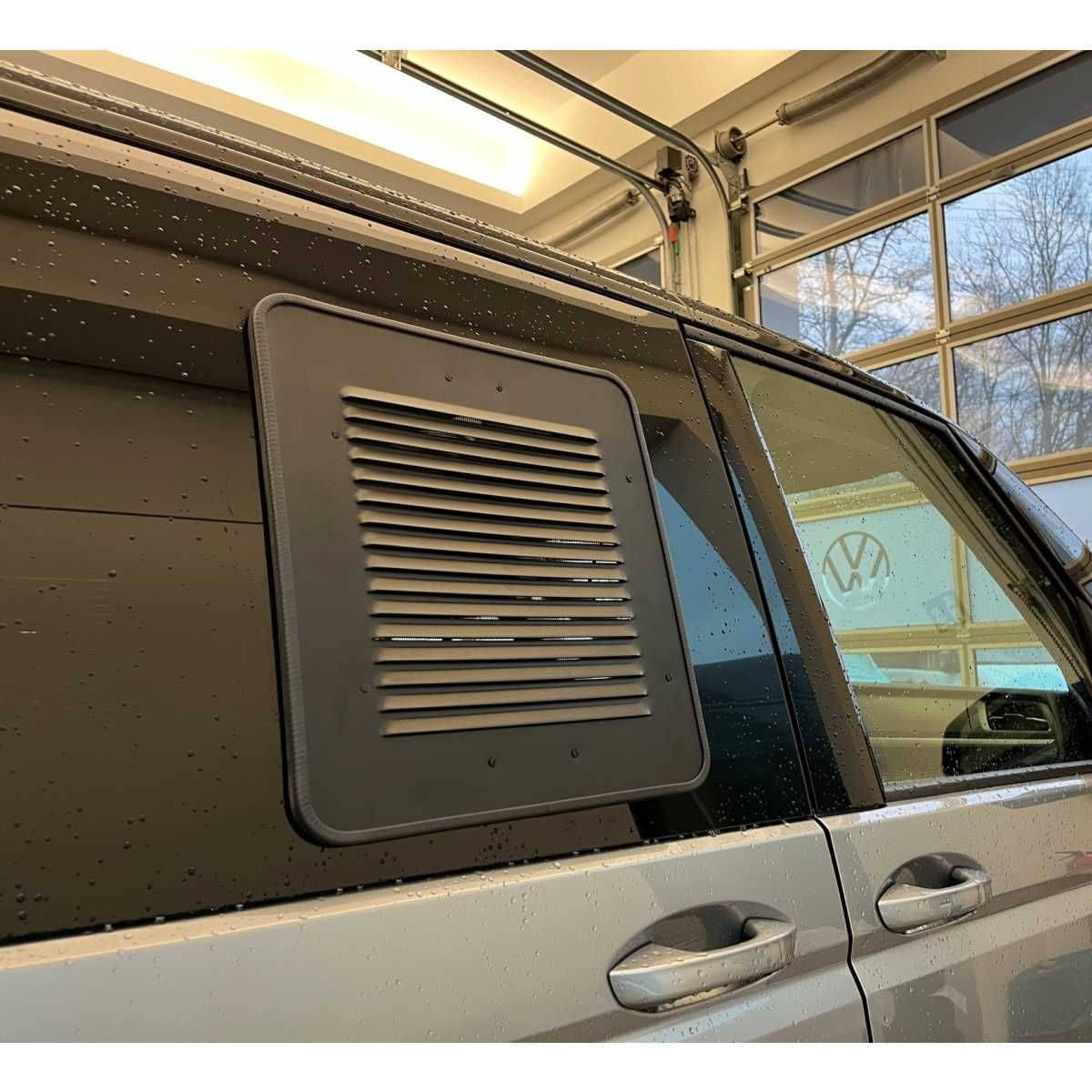 HKG AIRvent Exklusiv Lueftungseinsatz breit fuer Schiebefenster VW T7 ab Bj. 06-2021 Fahrerseite - 314-040003-2EX