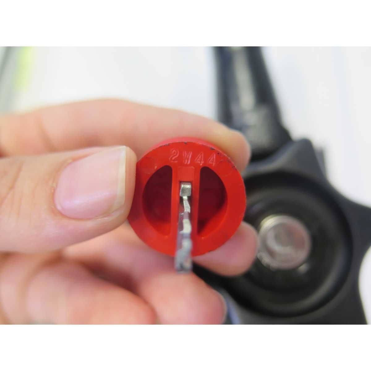 WESTFALIA Ersatzschluessel Nr. 04 fuer die abnehmbare Anhaengerkupplung 2er-Set - 942001513204