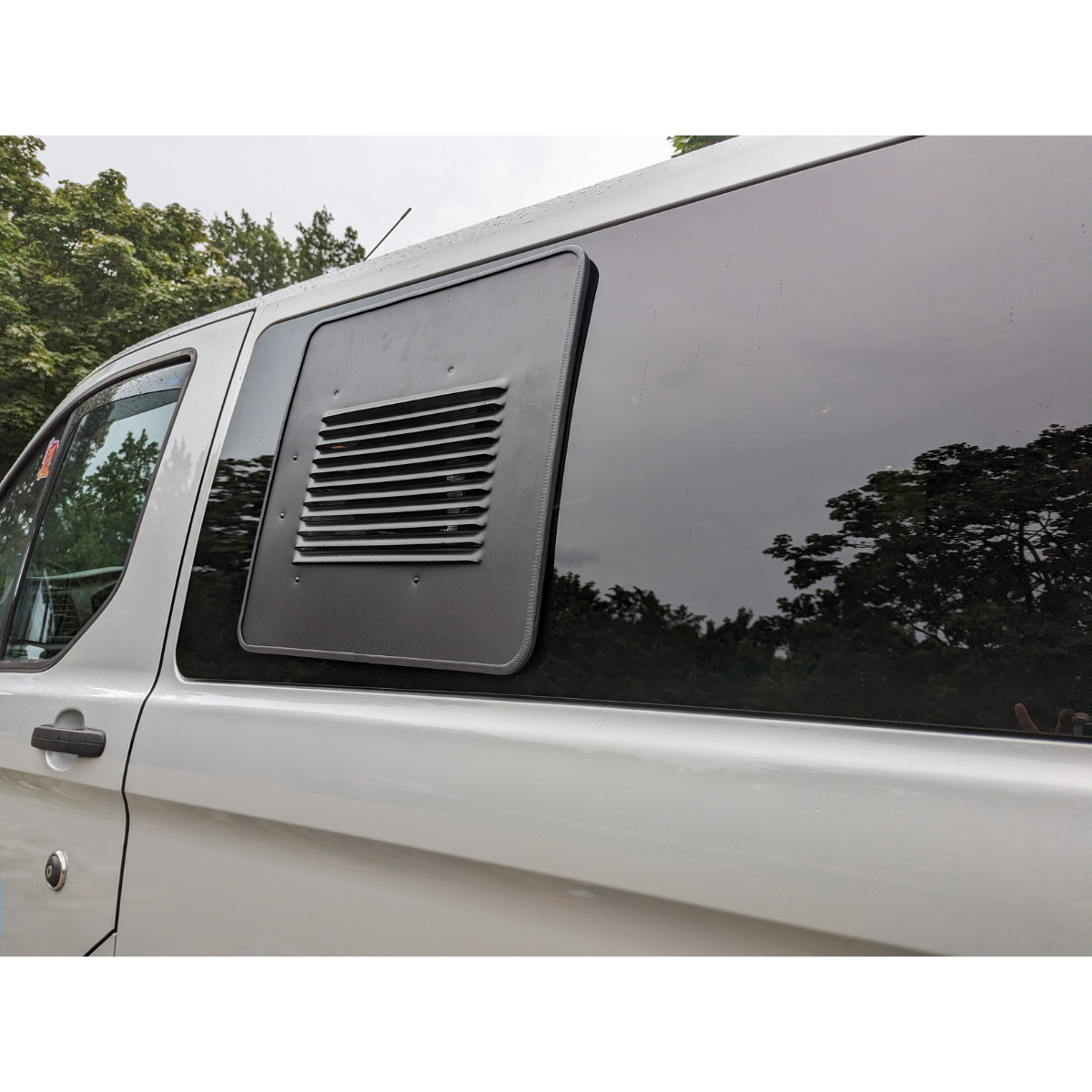 HKG AIRvent Lueftungseinsatz CARBEST Schiebefenster Ford Transit Custom Bj. 2013-2023 Fahrerseite - 314-019003-2CAR