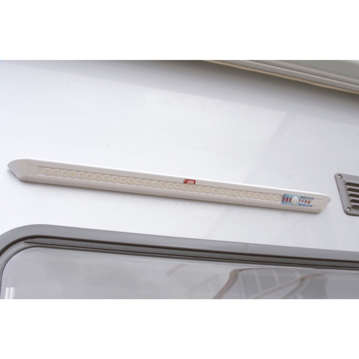 FIAMMA LED Sensor Door Light Aussenleuchte mit Bewegungsmelder 4000K - 98655B884