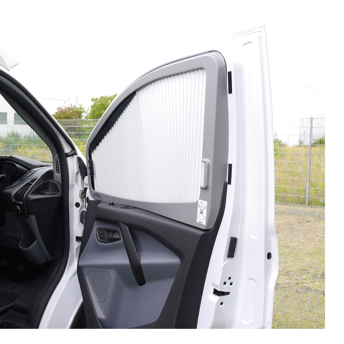 REMIS REMIfront IV Verdunklung Ford Transit Custom V362 ab Bj. 2018 Seiten links + rechts REMIS REMIfront IV Verdunklung Ford Transit Custom V362 ab Bj. 2018 Seiten links - rechts - 10078468 10078467