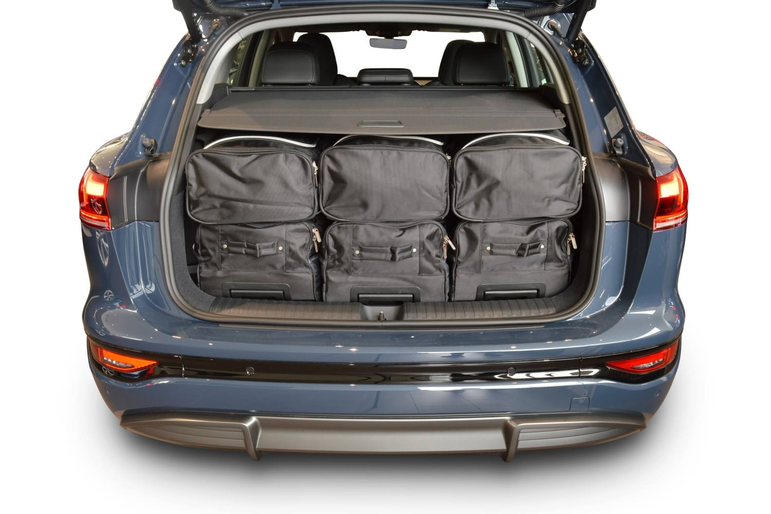 Car Bags A26901S AUDI Q6 e-tron -GF- Bj- 24- Reisetaschen Set- Auf Ihr Auto massgeschneidert- Das Original