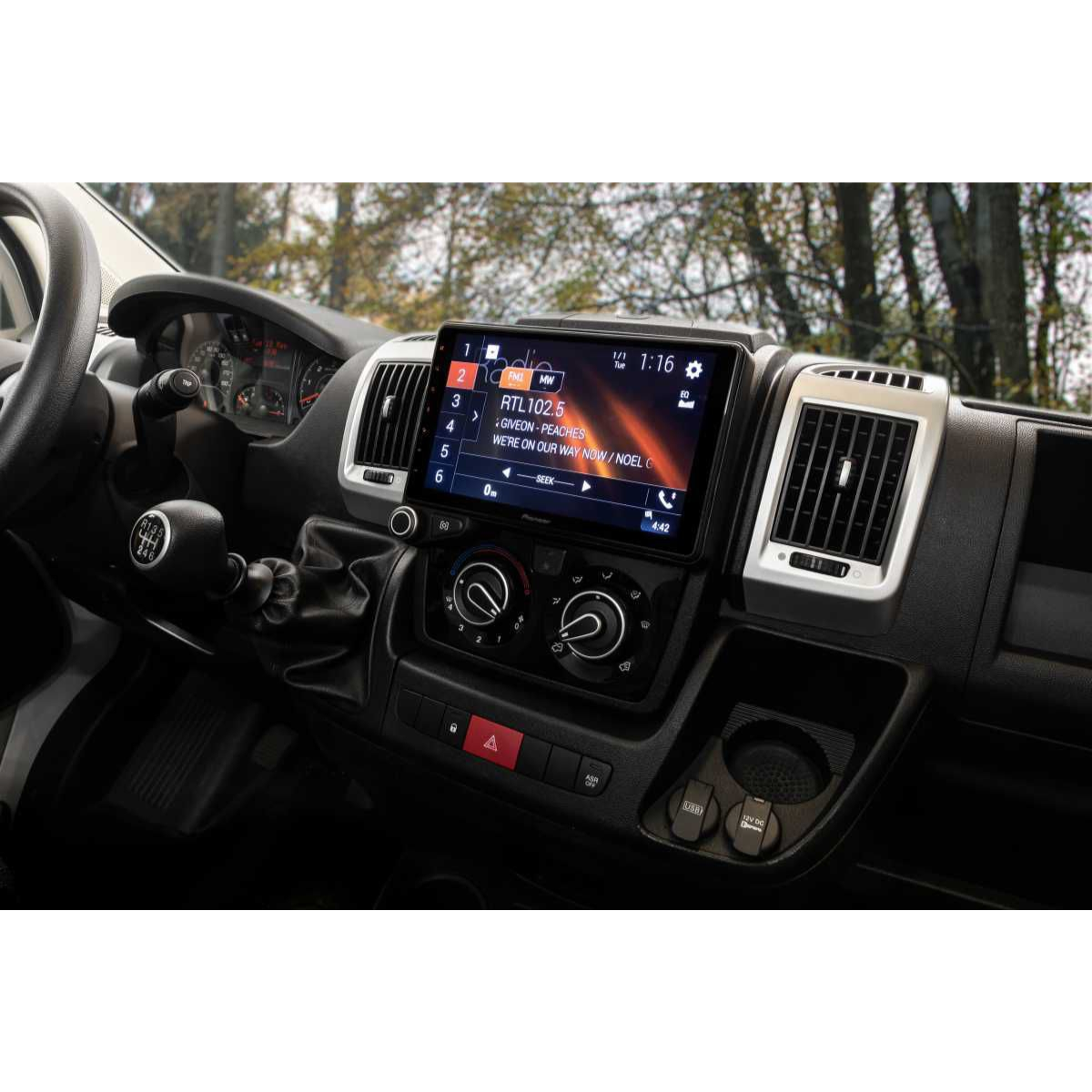 PIONEER AVIC-Z1000DAB-C fuer Fiat Ducato 7 - AVIC-Z1000DU7-LFH3