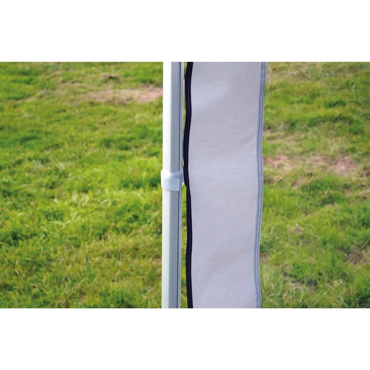 HAHN ZELTE Markisen-Seitenwand BARI Hoehe 256-285 cm Auszug 250 cm Rechts fuer Fiamma F45 - Z01066H2_RE ZG01010-59