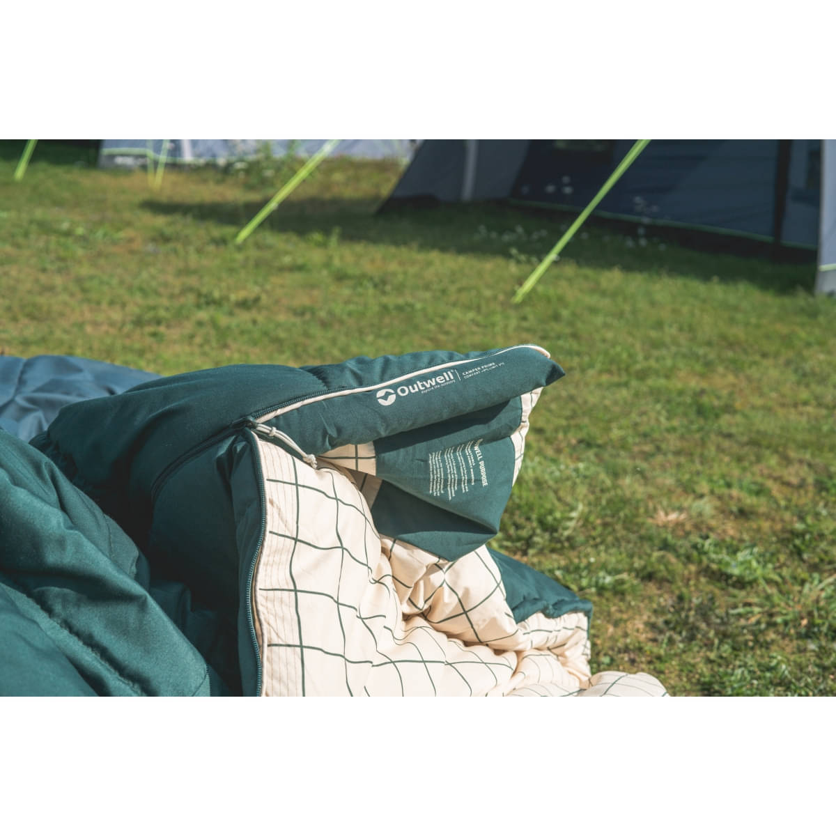 Outwell Camper Prime Green Deckenschlafsack, Zipper links, 235x90 cm Outwell Camper Prime Green Deckenschlafsack- Zipper links- 235x90 cm - 230499