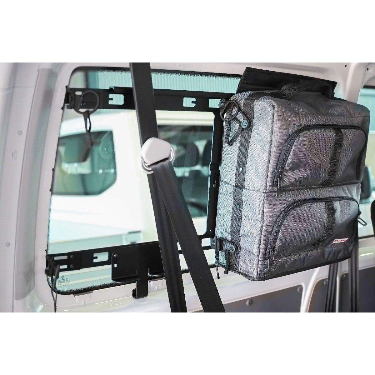Fenstertaschen-Set FELLEISEN 1x BasicONE - 1x Flexbag fuer VW Transporter T5-T6-T6.1 mit Gurt im Fenster- Fahrer- oder Beifahrerseite- Schwarz- ohne Thermomatte TSY 5301 12-A