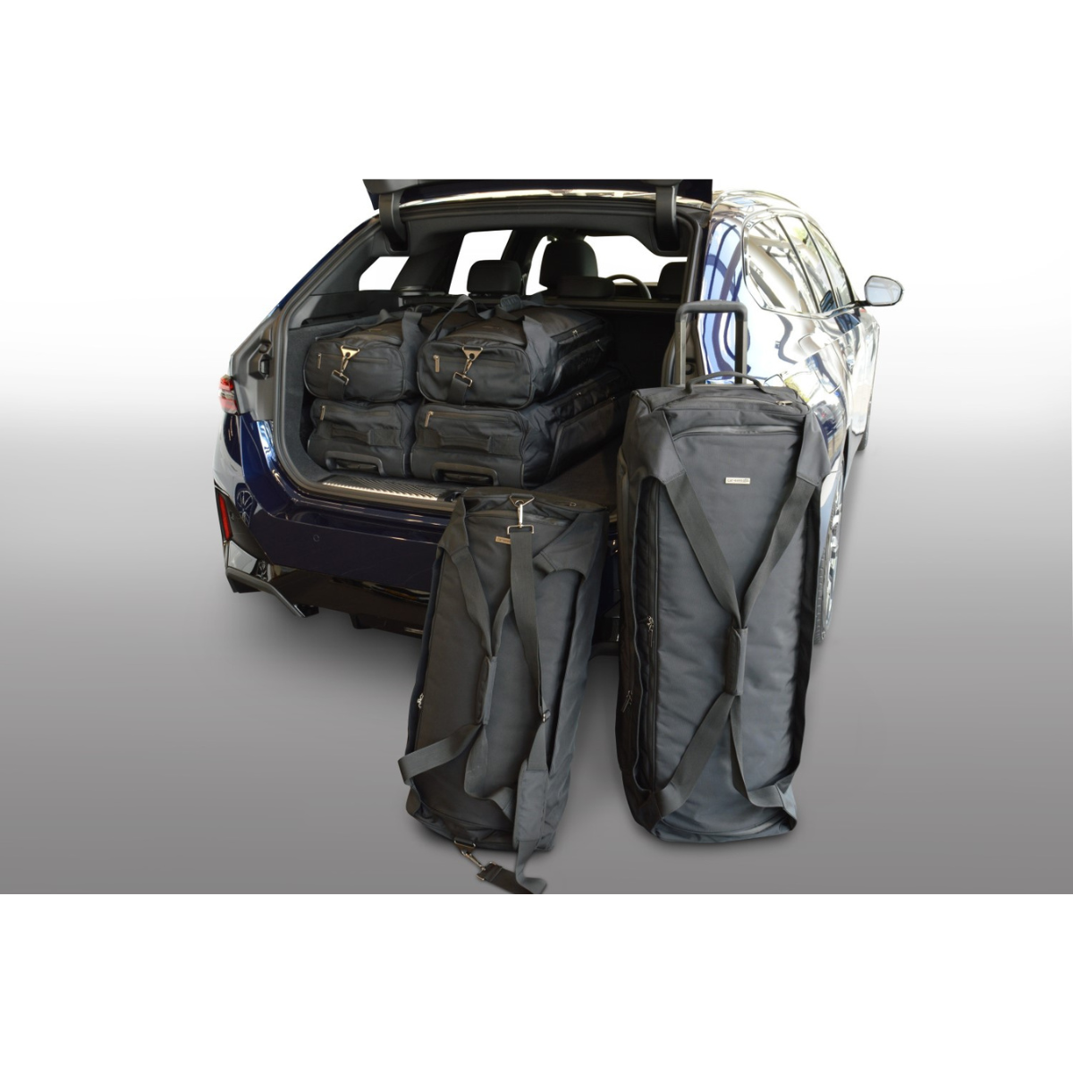 Car Bags Pro-Line B17501SP BMW 5er Touring -G61- Bj- 24- Reisetaschen Set- Auf Ihr Auto massgeschneidert- Das Original