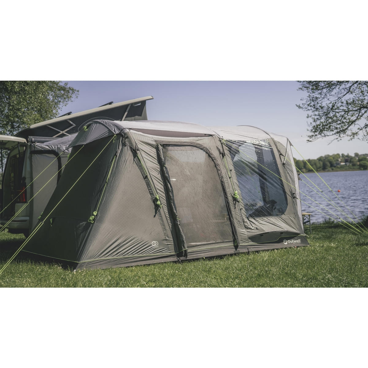 Outwell aufblasbares Busvorzelt Wolfburg Air inkl. Teppich und Unterlage - 111559