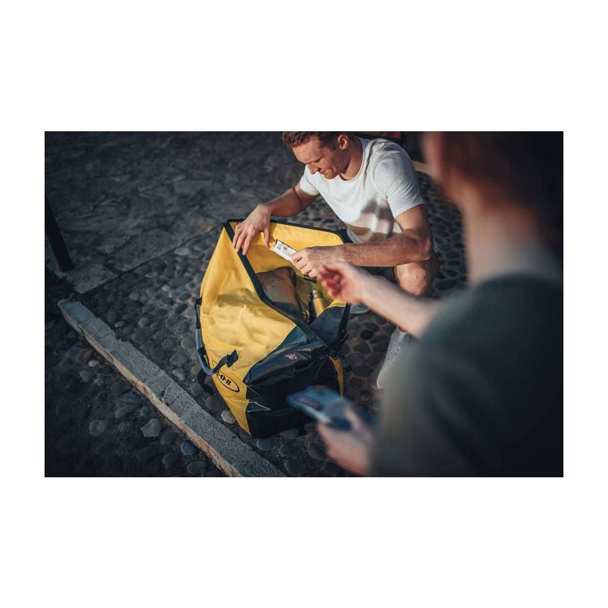 CROOZER Lastenanhaenger BOB IBEX fuer 28 Zoll Gold mit Tasche - 141110002