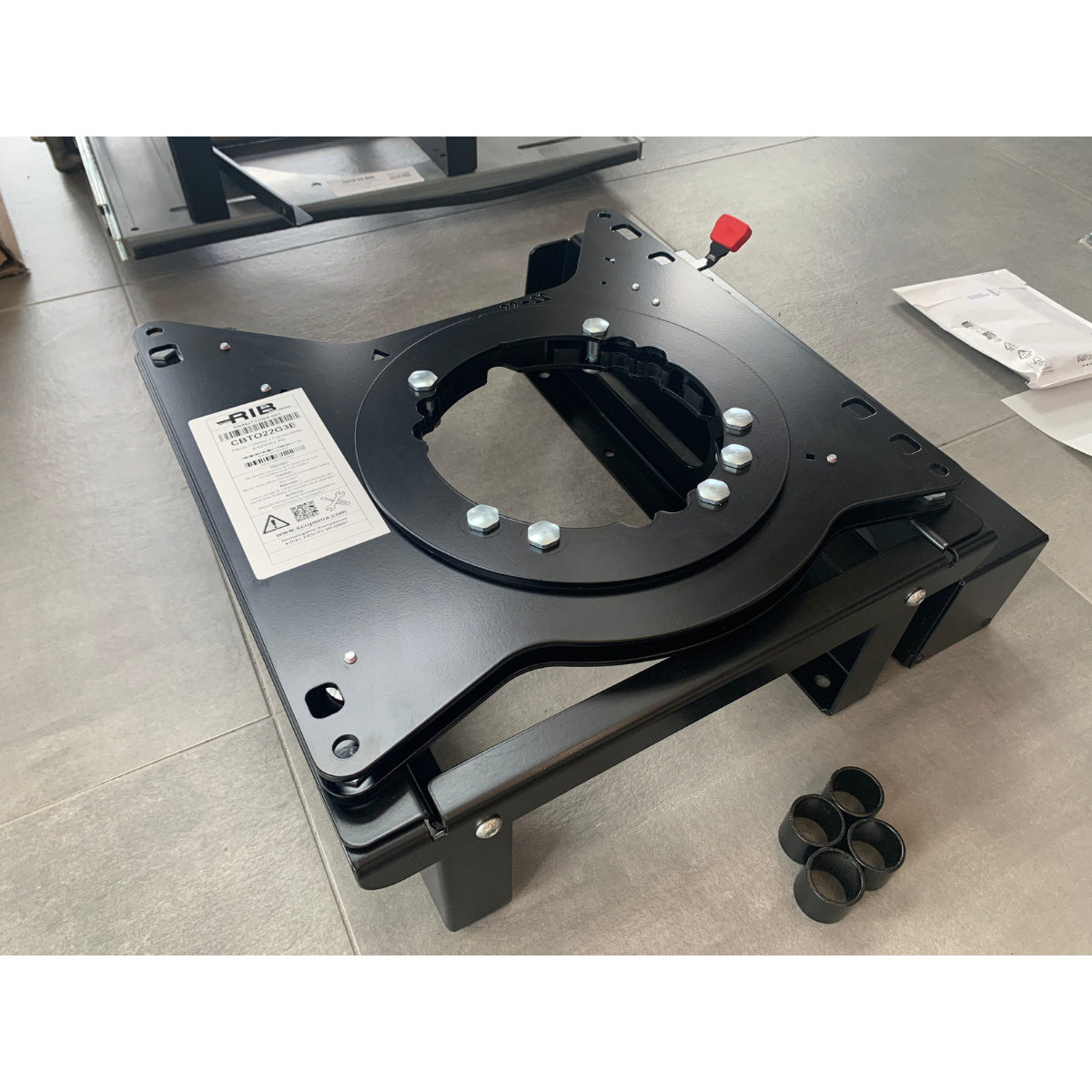 SCOPEMA Drehkonsole Citroen Jumpy-Spacet- - Peugeot Expert-Traveller ab Bj- 2016 Fahrerseite elektr- Handbr- inkl. Tieferlegungssatz - CBTO22G3E