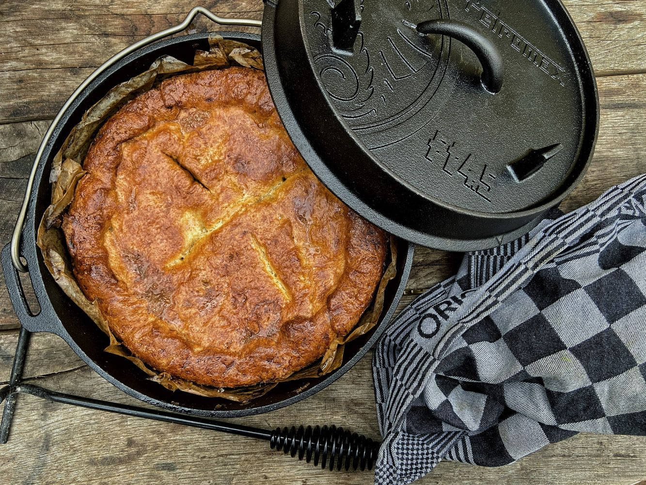 PETROMAX Feuertopf ft4.5 Dutch Oven planer Boden PETROMAX Feuertopf ft4-5 Dutch Oven planer Boden ft4.5-t